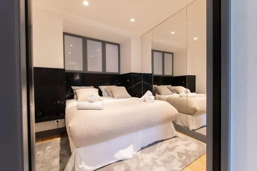 Appartamento Appartement De Luxe Avenue Montaigne Parigi Francia