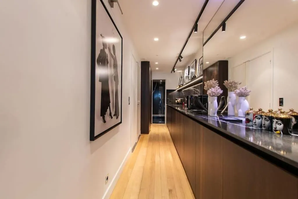 Appartement De Luxe Avenue Montaigne Paris Apartment